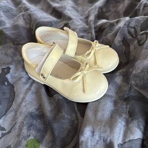 Naturino sandals size 23